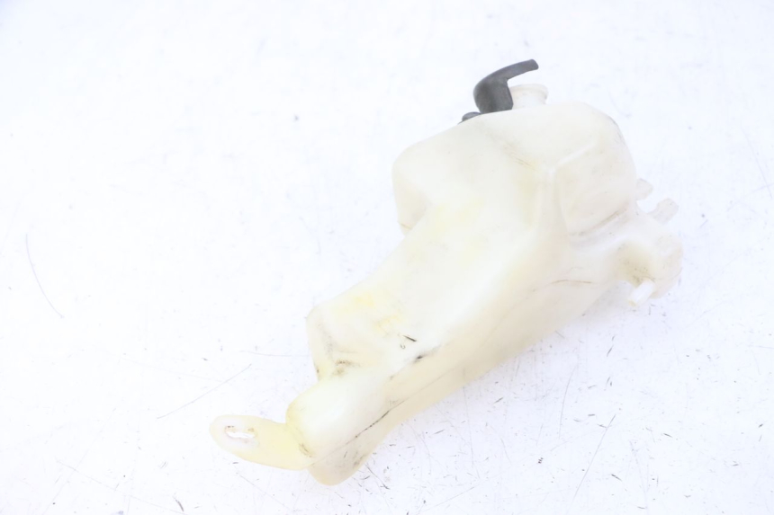 photo de Zbiornik wyrównawczy YAMAHA TDR DELTABOX 125 (1997 - 2003) - Inny kąt widzenia