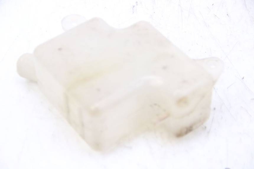 photo de Zbiornik wyrównawczy SUZUKI UH BURGMAN 125 (2002 - 2006) - Zoom stanu zużycia