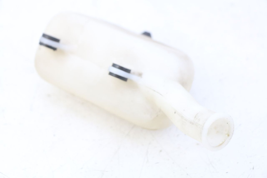 photo de Zbiornik wyrównawczy HONDA VT C SHADOW 125 (1999 - 2007) - Szczegół części