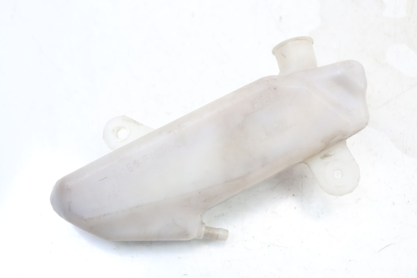 photo de Zbiornik wyrównawczy YAMAHA XMAX X-MAX 125 (2006 - 2009) - Zoom stanu zużycia