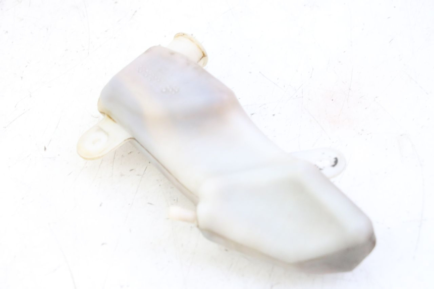 photo de Zbiornik wyrównawczy YAMAHA X-MAX XMAX 250 (2006 - 2009) - Inny kąt widzenia