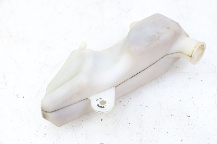 photo de Zbiornik wyrównawczy YAMAHA X-MAX XMAX 250 (2006 - 2009) - Stan powierzchni