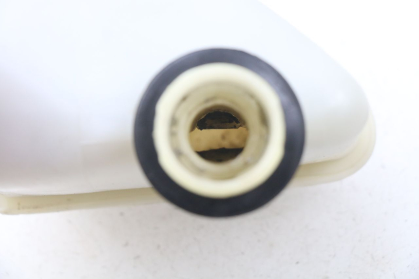 photo de Zbiornik wyrównawczy PIAGGIO X9 125 (2000 - 2003) - Zbliżenie techniczne