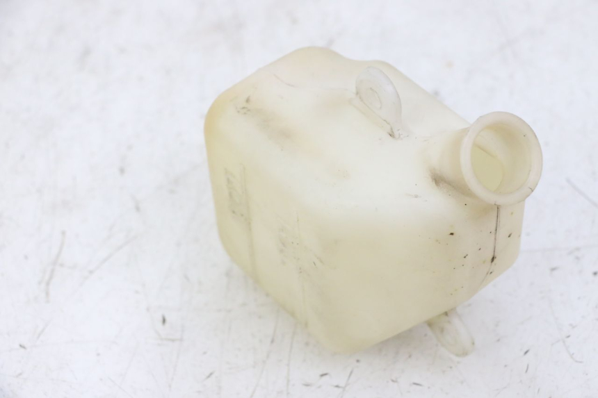 photo de Zbiornik wyrównawczy YAMAHA XJ6 ABS 600 (2008 - 2016) - Zbliżenie techniczne