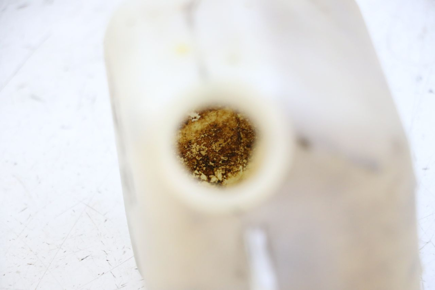 photo de Zbiornik wyrównawczy YAMAHA XJ6 600 (2008 - 2016) - Zoom stanu zużycia