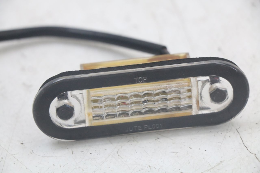 photo de ŚWIATŁO POZYCYJNE QUADRO 3D S 350 (2013 - 2018) - Szczegół części