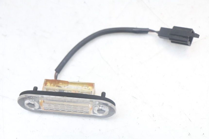 photo de ŚWIATŁO POZYCYJNE QUADRO 3D S 350 (2013 - 2018) - Inny kąt widzenia