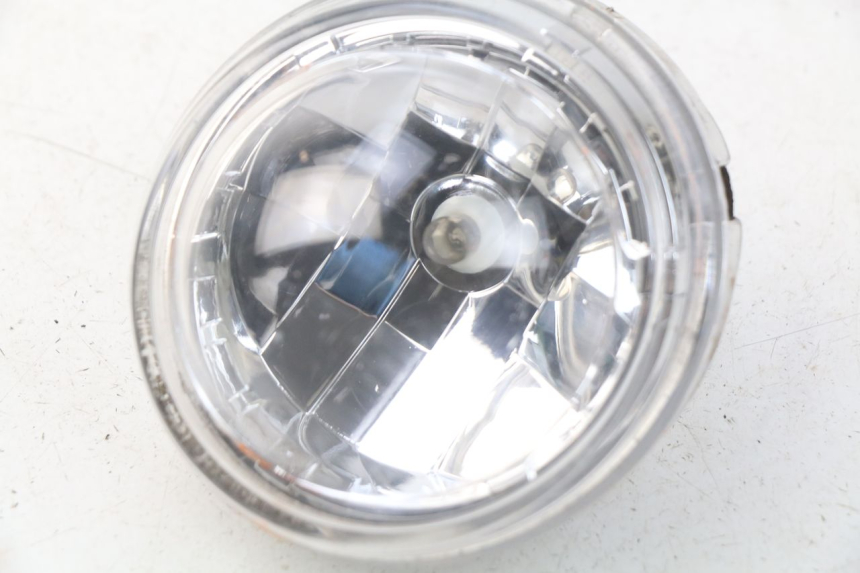 photo de ŚWIATŁO POZYCYJNE YAMAHA BW'S BWS 125 (2010 - 2013) - Zbliżenie techniczne