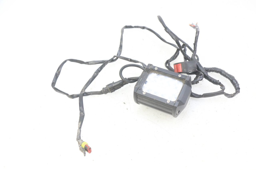 photo de ŚWIATŁO POZYCYJNE HONDA CB R 1000 (2018 - 2023) - Widok główny