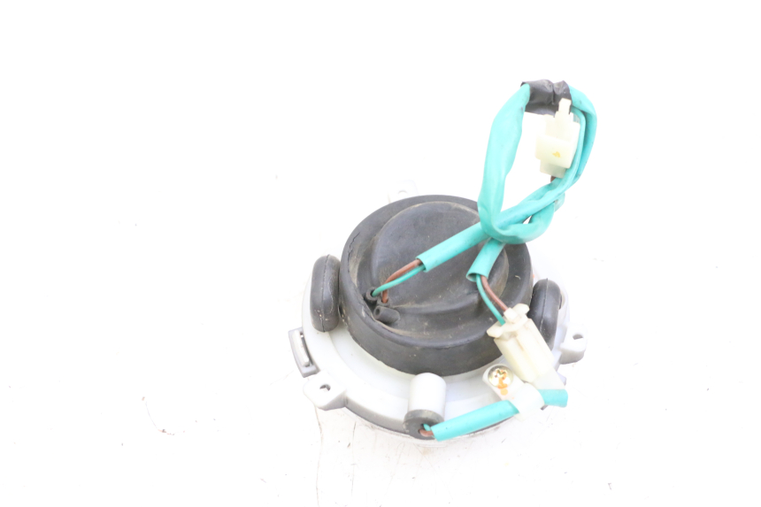 photo de ŚWIATŁO POZYCYJNE SYM CROX 4T 50 (2016 - 2023) - Zbliżenie techniczne