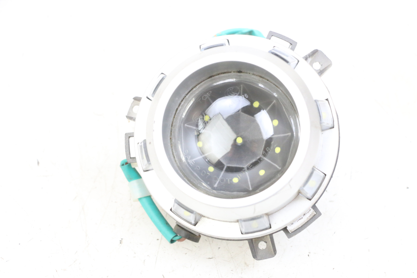 photo de ŚWIATŁO POZYCYJNE SYM CROX 4T 50 (2016 - 2023) - Punkty mocowania