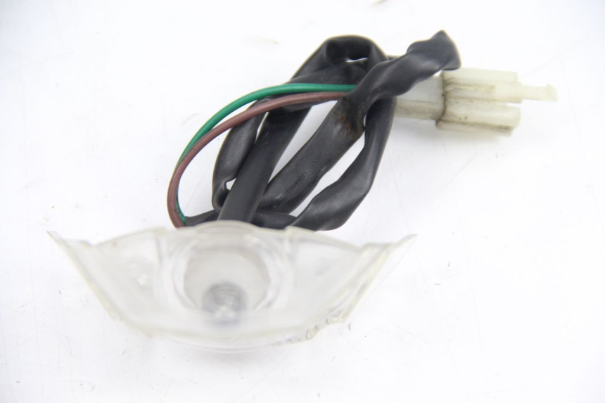 photo de ŚWIATŁO POZYCYJNE JM MOTORS F45i 4T 50 (2020 - 2023) - Zoom stanu zużycia