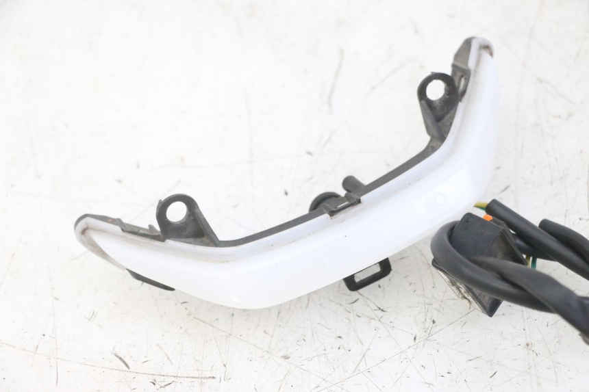 photo de ŚWIATŁO POZYCYJNE PEUGEOT KISBEE 2T 50 (2018 - 2022) - Widok ogólny