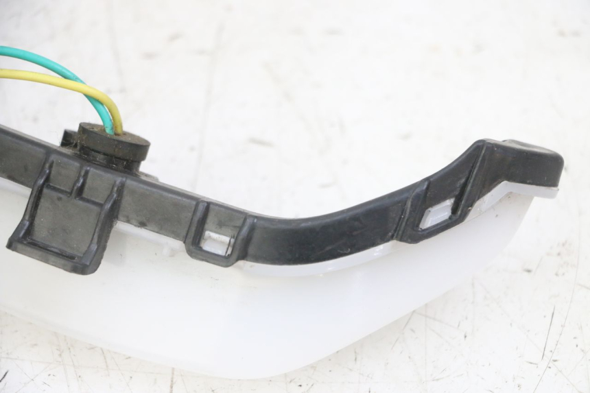 photo de ŚWIATŁO POZYCYJNE PEUGEOT KISBEE 2T 50 (2018 - 2022) - Oznaczenia i referencje