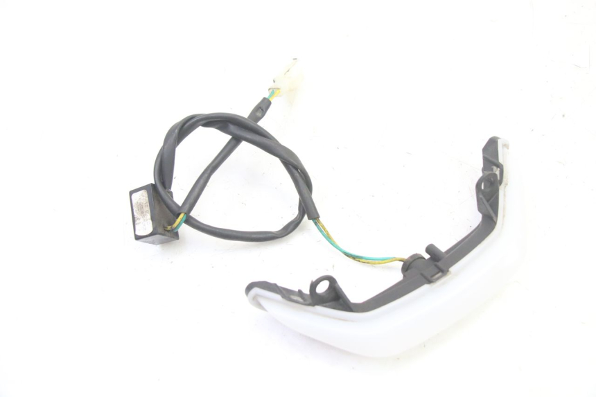 photo de ŚWIATŁO POZYCYJNE PEUGEOT KISBEE 4T 50 (2018 - 2022) - Widok główny