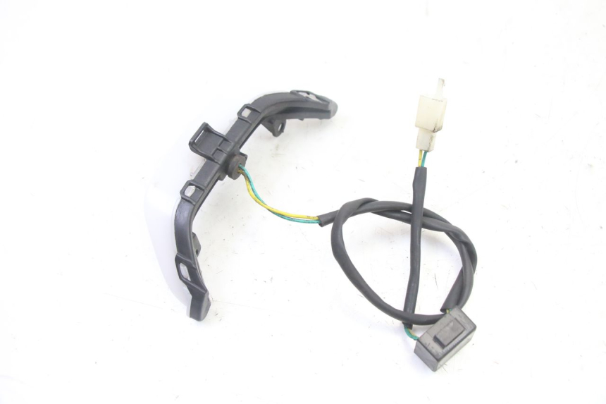 photo de ŚWIATŁO POZYCYJNE PEUGEOT KISBEE 4T 50 (2018 - 2022) - Zoom stanu zużycia