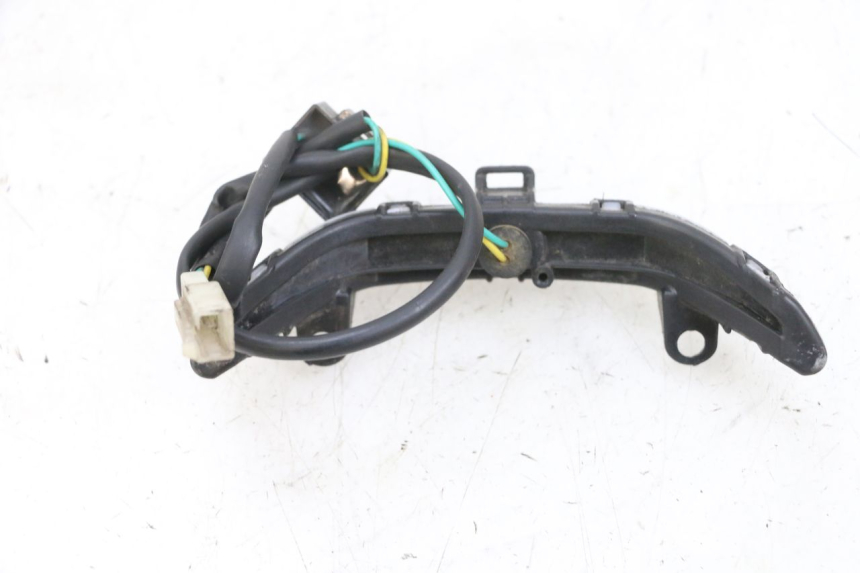 photo de ŚWIATŁO POZYCYJNE PEUGEOT KISBEE 4T 50 (2018 - 2022) - Zbliżenie techniczne