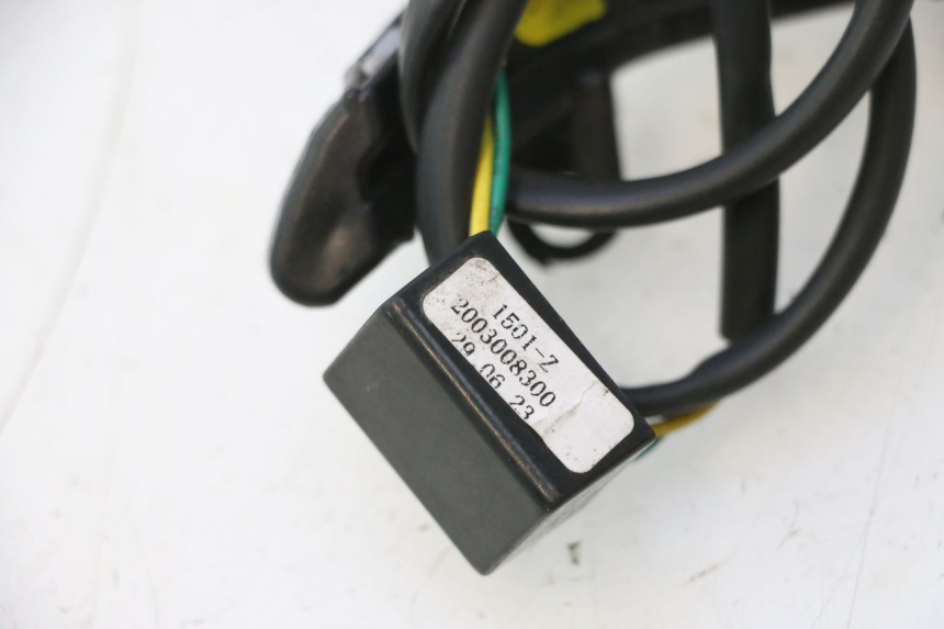 photo de ŚWIATŁO POZYCYJNE PEUGEOT KISBEE 4T 50 (2023 - 2026) - Zoom stanu zużycia