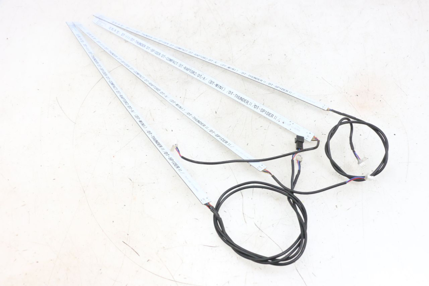 photo de ŚWIATŁO POZYCYJNE DUALTRON MINI SPECIAL 1 - Widok główny