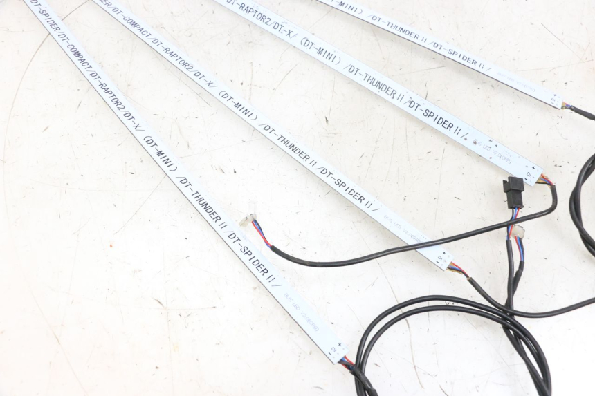 photo de ŚWIATŁO POZYCYJNE DUALTRON MINI SPECIAL 1 - Zoom stanu zużycia