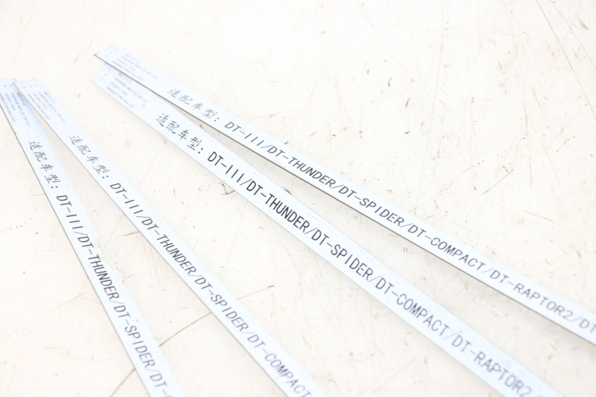 photo de ŚWIATŁO POZYCYJNE DUALTRON MINI SPECIAL 1 - Zbliżenie techniczne