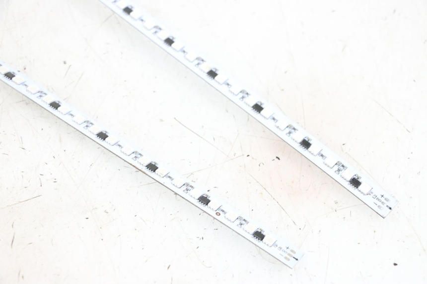 photo de ŚWIATŁO POZYCYJNE DUALTRON MINI SPECIAL 1 - Oznaczenia i referencje