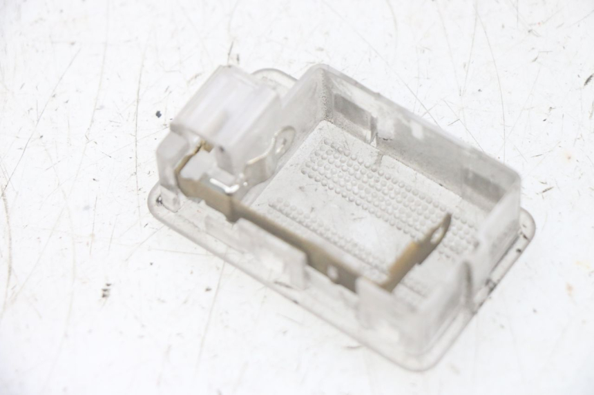 photo de ŚWIATŁO POZYCYJNE PIAGGIO MP3 HPE 300 (2019 - 2026) - Zoom stanu zużycia