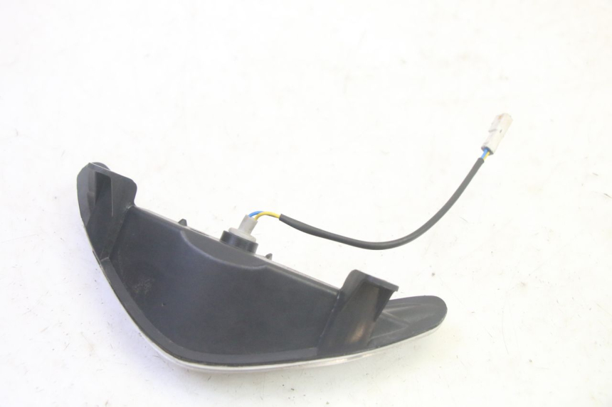 photo de ŚWIATŁO POZYCYJNE PIAGGIO MP3 500 (2016 - 2018) - Inny kąt widzenia