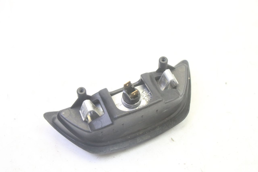 photo de ŚWIATŁO POZYCYJNE PIAGGIO MP3 RL 250 (2006 - 2010) - Zbliżenie techniczne