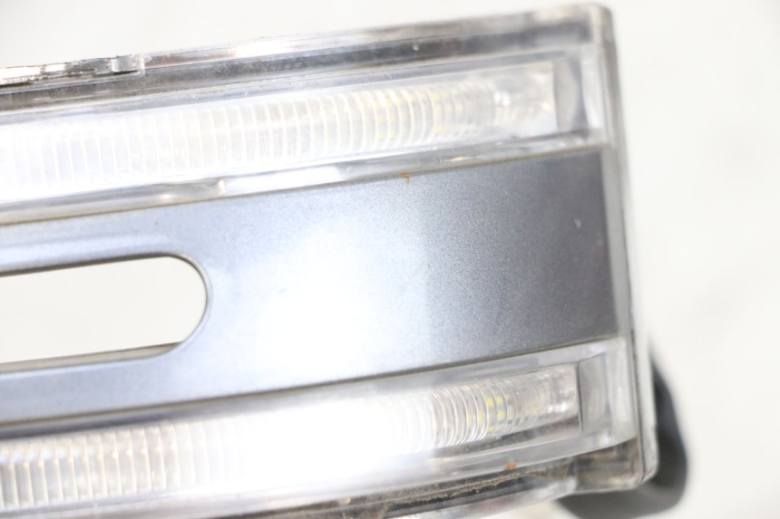 photo de ŚWIATŁO POZYCYJNE EFUN PUSA 1 - Zoom stanu zużycia