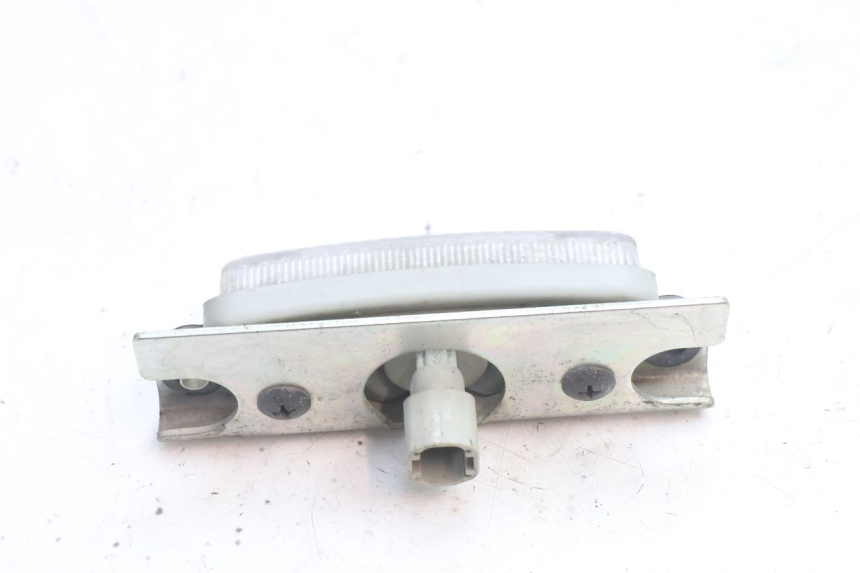 photo de ŚWIATŁO POZYCYJNE YAMAHA TDM ABS 900 (2002 - 2014) - Inny kąt widzenia