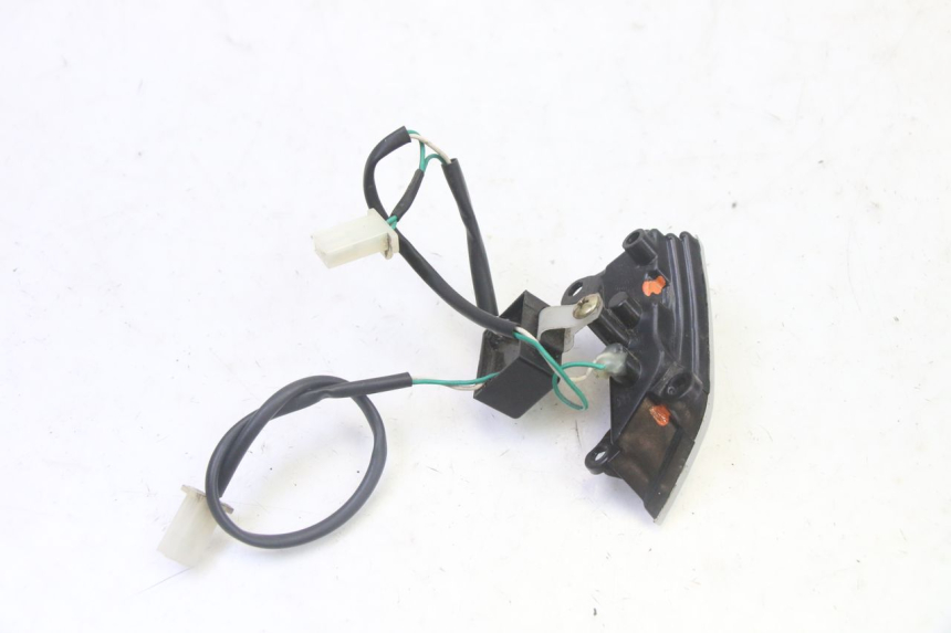 photo de ŚWIATŁO POZYCYJNE PEUGEOT TWEET 4T 50 (2018 - 2022) - Zbliżenie techniczne