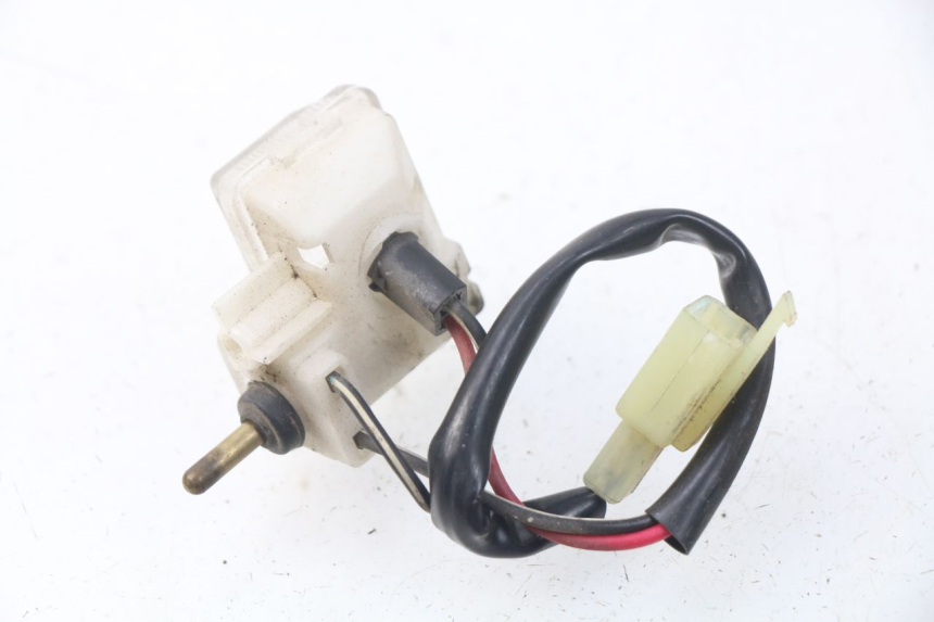 photo de ŚWIATŁO POZYCYJNE SUZUKI UC EPICURO 125 (1999 - 2003) - Zoom stanu zużycia