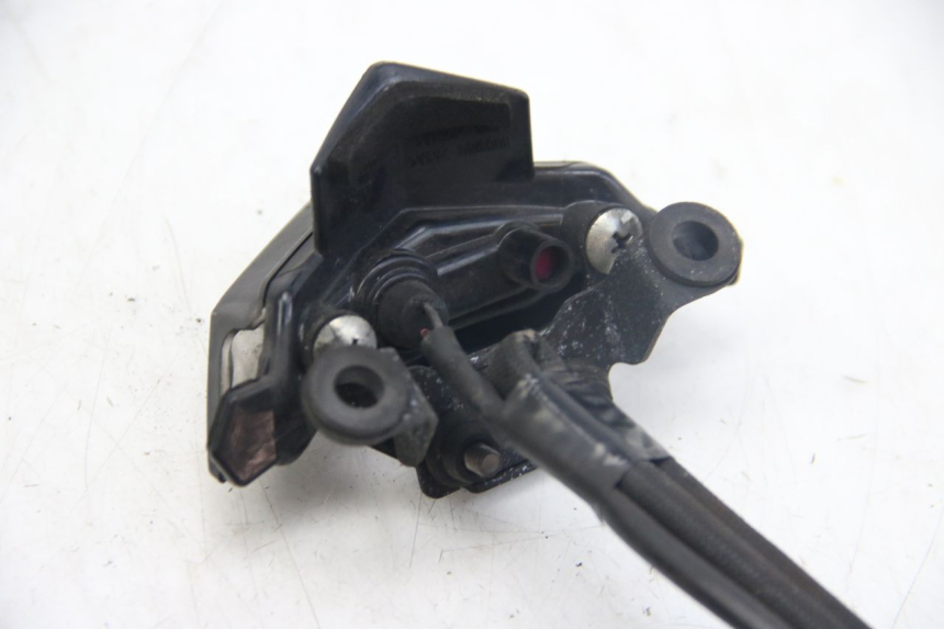 photo de ŚWIATŁO POZYCYJNE KAWASAKI Z ABS 1000 (2014 - 2020) - Inny kąt widzenia