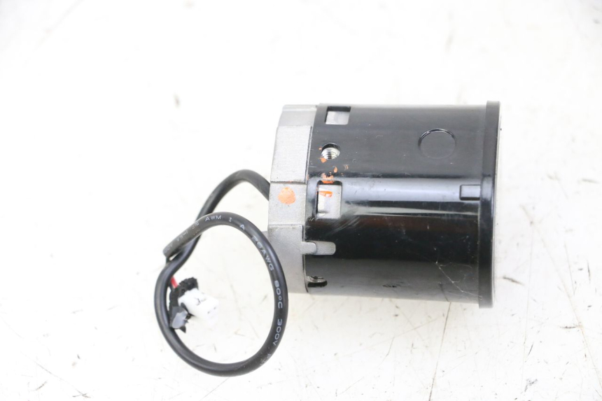 photo de ŚWIATŁO POZYCYJNE SEGWAY NINEBOT ZT3 PRO 1 - Inny kąt widzenia