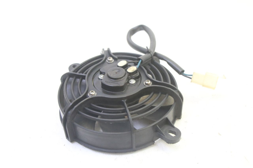 photo de WENTYLATOR ADIVA AD3 300 (2014 - 2020) - Inny kąt widzenia