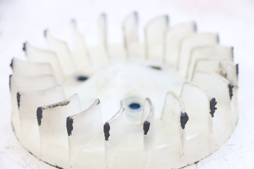 photo de WENTYLATOR MBK BOOSTER SPIRIT 50 (1999 - 2003) - Szczegół części