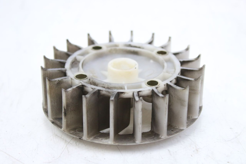 photo de WENTYLATOR TNT MOTOR BOSTON 4T 50 (2018 - 2025) - Zbliżenie techniczne