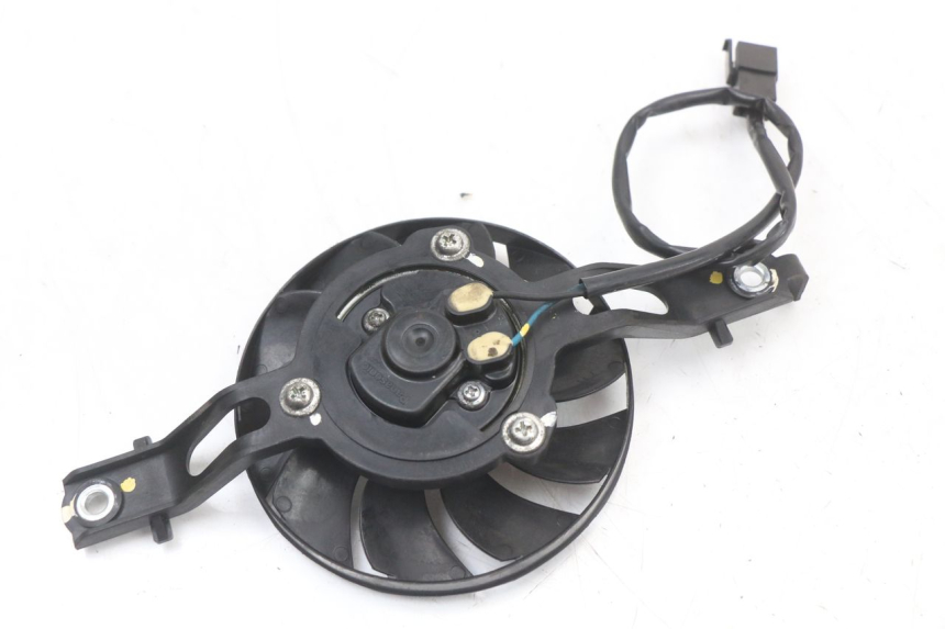 photo de WENTYLATOR SUZUKI BURGMAN 125 (2007 - 2014) - Szczegół części