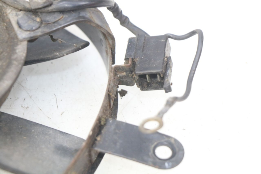 photo de WENTYLATOR HONDA CBR RR FIREBLADE 900 (1992 - 1994) - Inny kąt widzenia