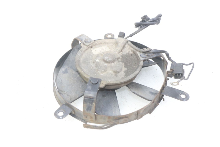 photo de WENTYLATOR HONDA CBR RR FIREBLADE 900 (1992 - 1994) - Zbliżenie techniczne