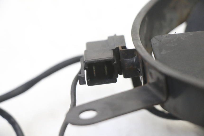 photo de WENTYLATOR HONDA CBR RR FIREBLADE 900 (1992 - 1994) - Inny kąt widzenia