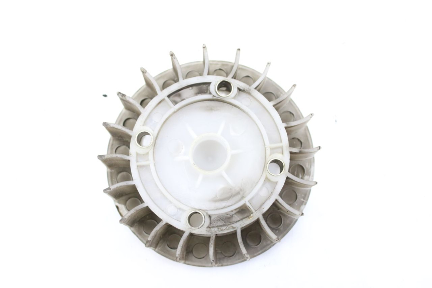 photo de WENTYLATOR MASH CITY 4T 50 (2018 - 2020) - Zbliżenie techniczne