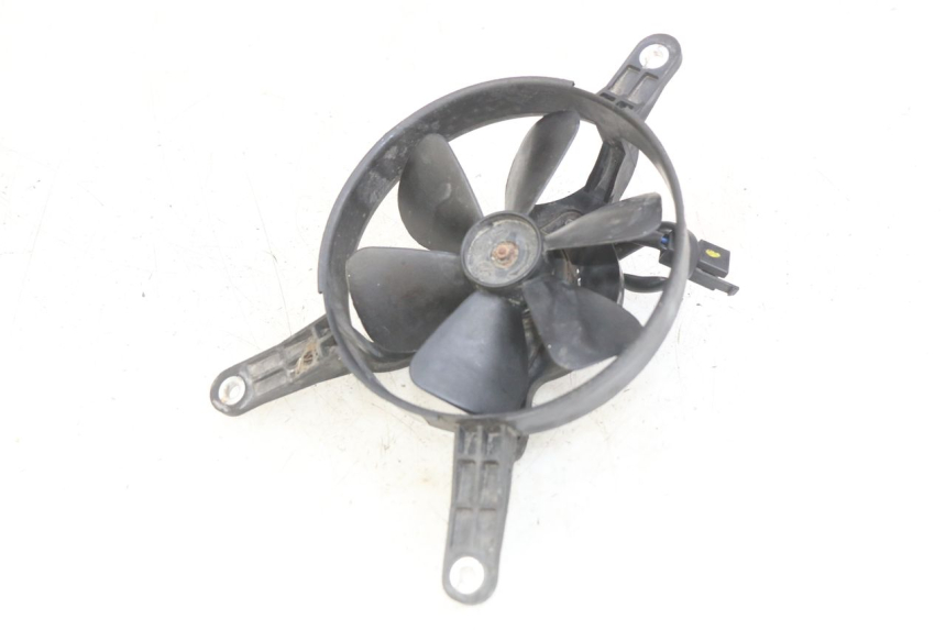 photo de WENTYLATOR KYMCO DOWNTOWN ABS 125 (2015 - 2017) - Inny kąt widzenia