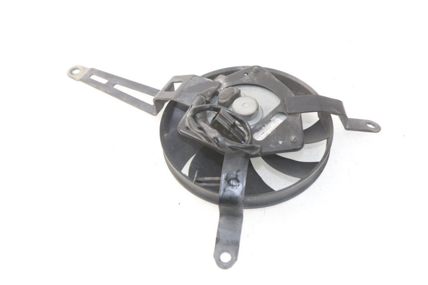 photo de WENTYLATOR YAMAHA FJR ABS 1300 (2006 - 2012) - Stan powierzchni