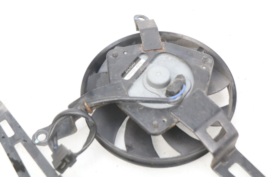 photo de WENTYLATOR YAMAHA FJR ABS 1300 (2016 - 2020) - Szczegół części