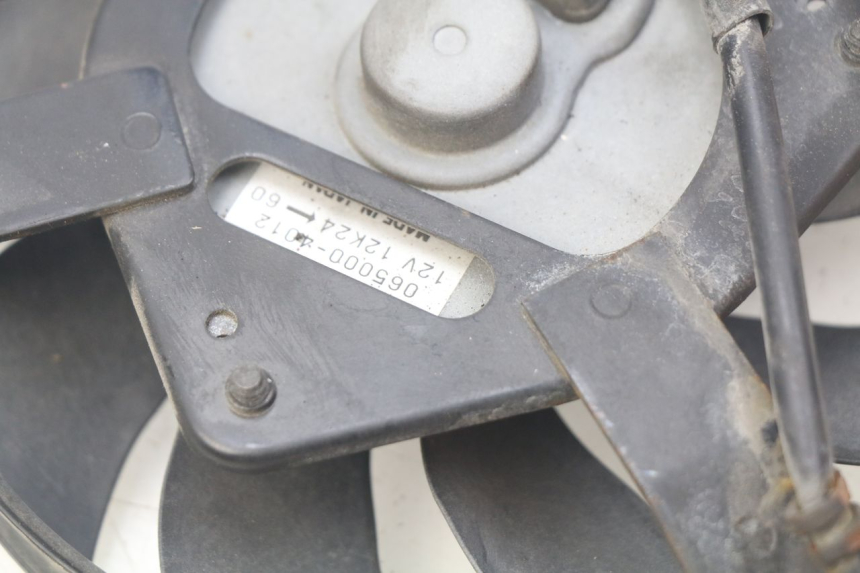 photo de WENTYLATOR YAMAHA FJR ABS 1300 (2006 - 2012) - Szczegół części