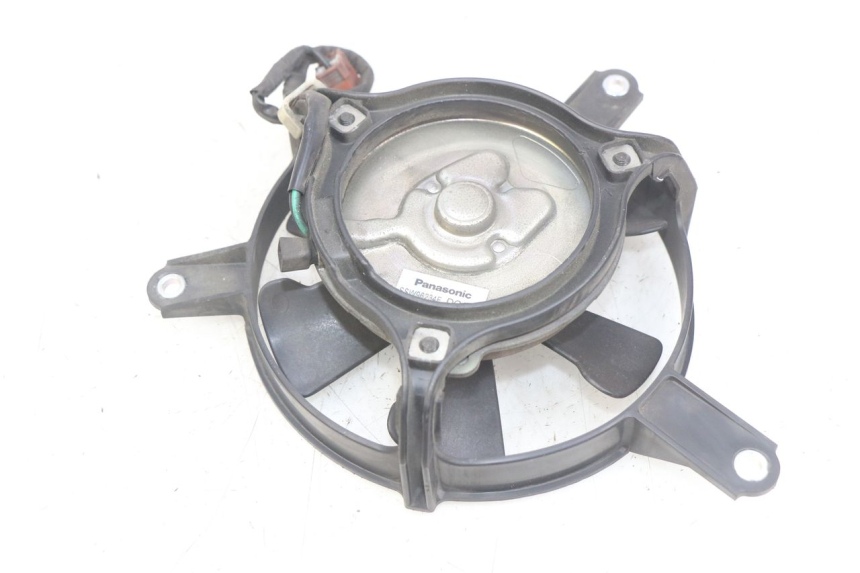 photo de WENTYLATOR HONDA FJS SILVERWING SILVER WING 400 (2009 - 2016) - Zoom stanu zużycia