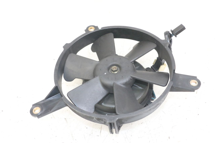 photo de WENTYLATOR HONDA FJS SILVERWING SILVER WING 600 (2001 - 2010) - Widok główny