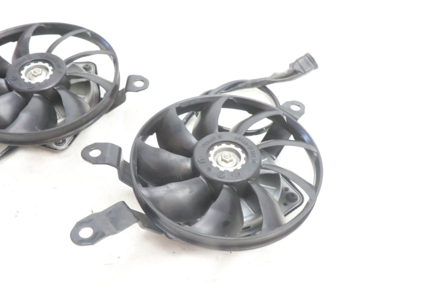 photo de WENTYLATOR YAMAHA FZ8 800 (2010 - 2016) - Zoom stanu zużycia